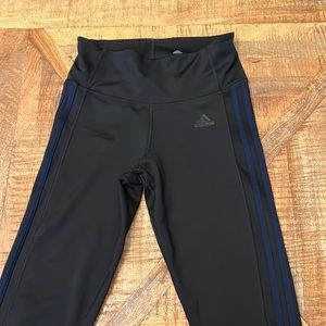 Adidas women’s size small S CLIMALITE leggings black navy striped soccer